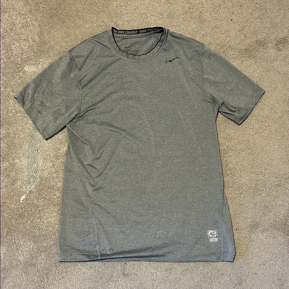 Nike Men's Heather Gray Short Sleeve Tee